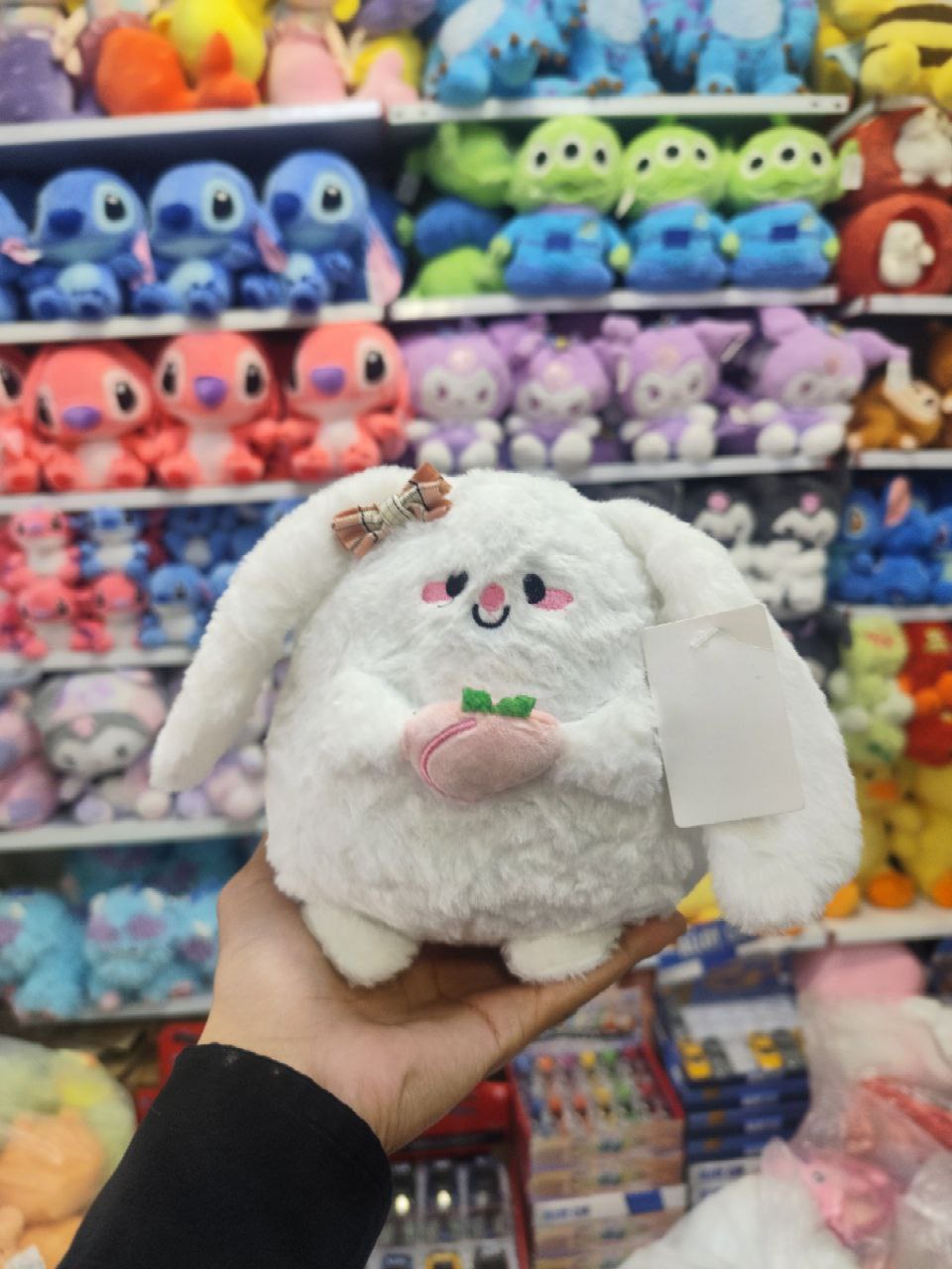 عروسک خرگوش هلو به دست پولیشی خارجی