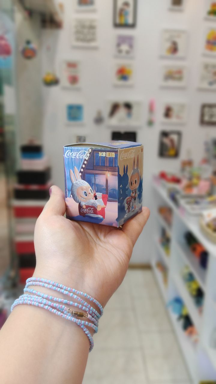 جاکلیدی لبوبو طرح کوکا درجه یک سوپرایزی