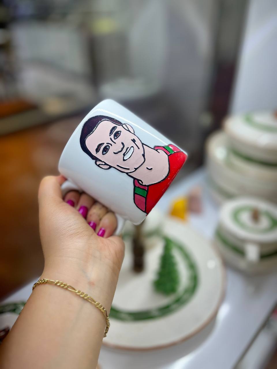 لیوان دسته دار چینی با طرح رونالدو دستساز‌و‌قابل شستشو